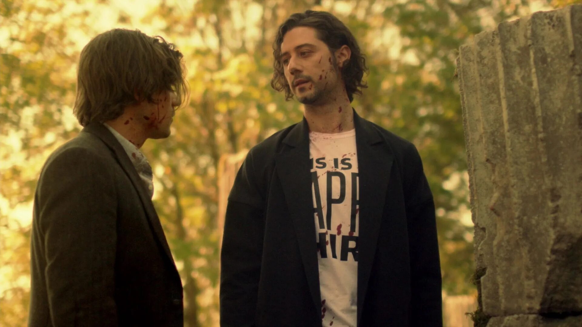 Magicians and courses live. Magicians and courses live. Magicians and courses live. Сериал волшебники эллиот и квентин. Волшебники сериал 16+.