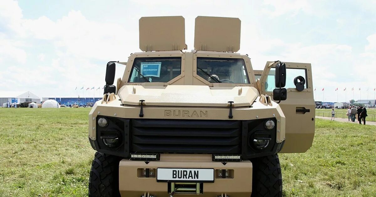 Бронеавтомобиль буран. Бронеавтомобиль buran. бронированный автомобиль buran apc10. бронеавтомобиль rida buran. бронеавтомобиль буран салон.
