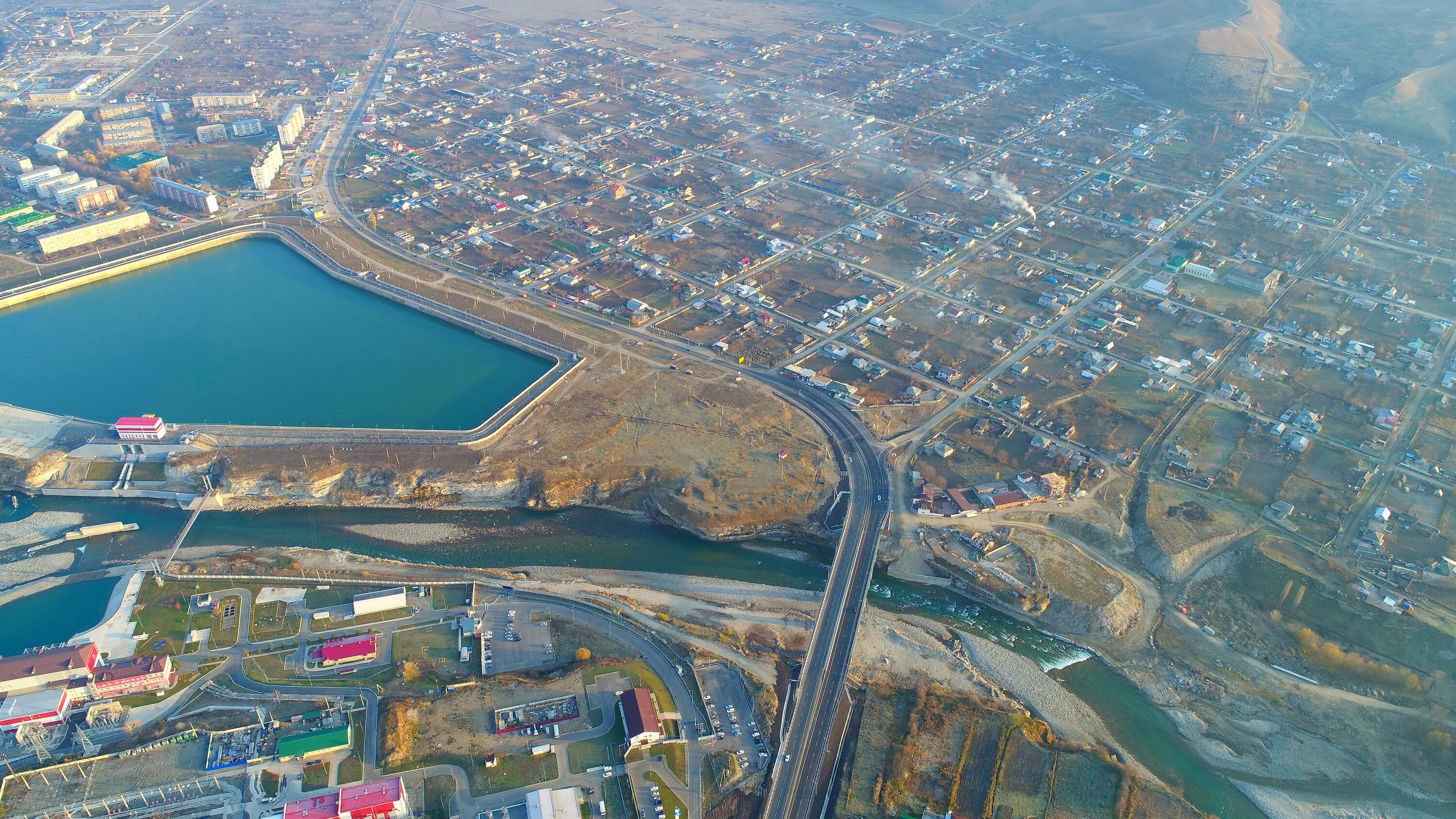 Река Кубань Усть Джегута. Усть Джегута водохранилище. Мост Усть Джегута.