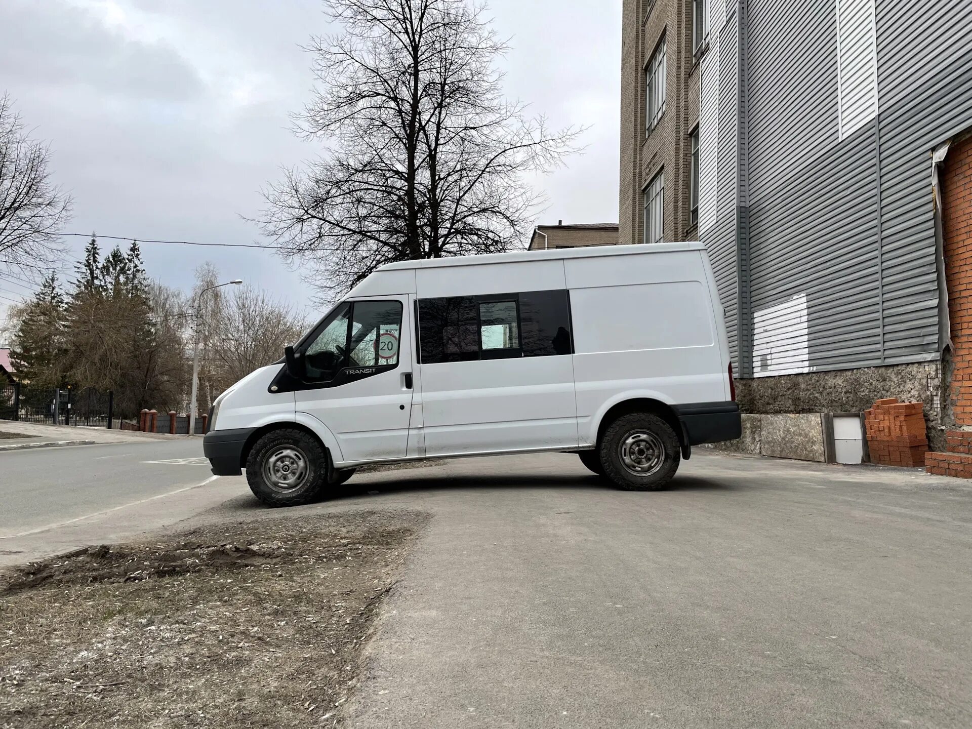 Форд Транзит 7. Ford Transit 7 поколение. Форд Транзит 7 поколение фото. Транзит 7g с самой высокой крышей.