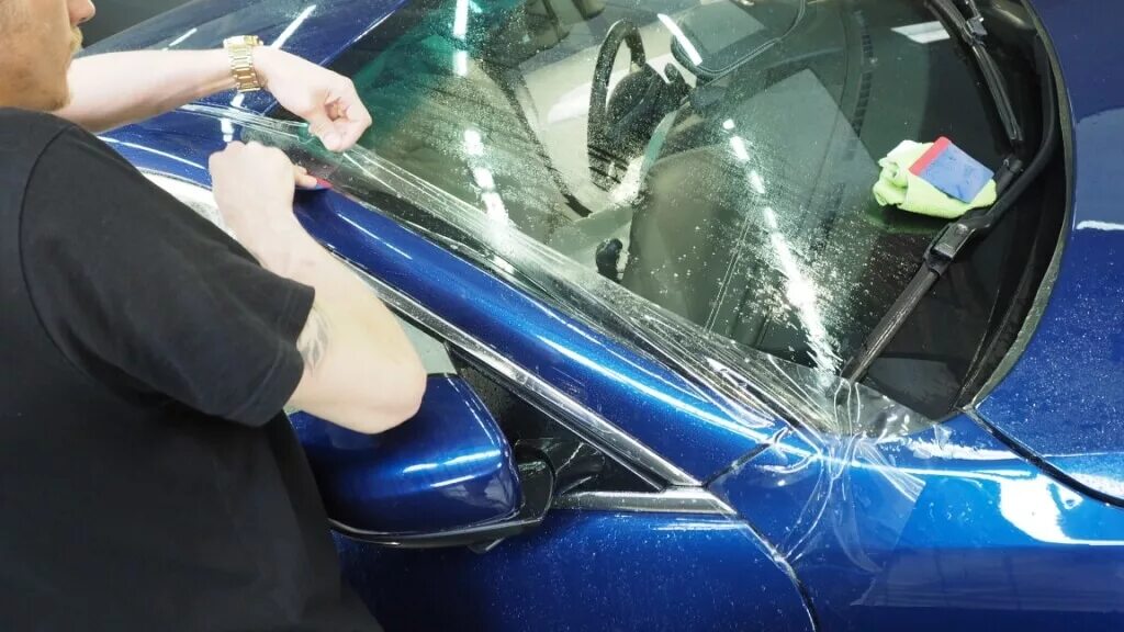 Бронирование фар пленкой. Бронирование фар пленкой. Kia rio 4 бронирование фар. Полировка и бронирование. Бронировка фар е70.