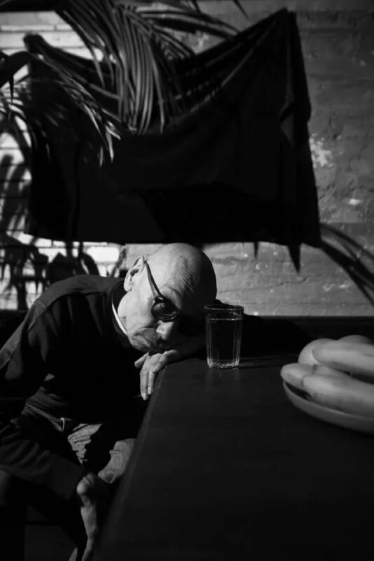 Бистро ротшильд. Кэри грант его девушка пятница. Сбермобайл тариф активный возраст. Бистро ротшильд. Тонино гуэрра афоризмы.