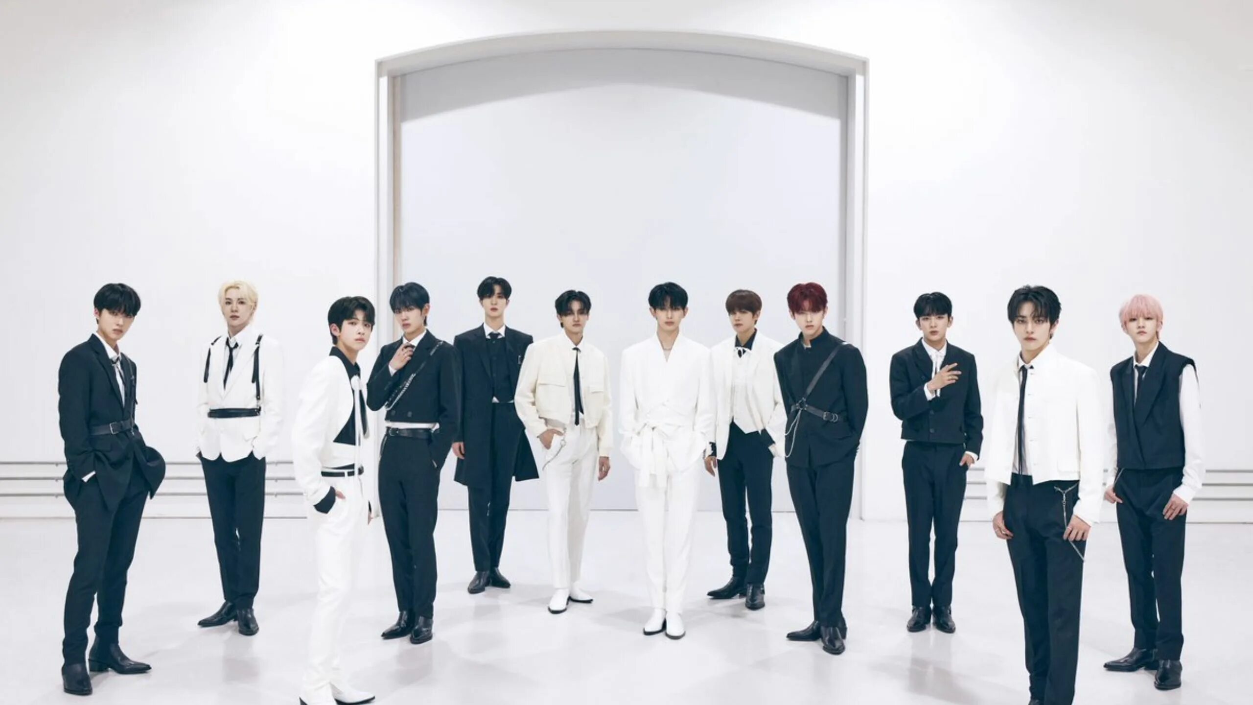 Новая группа. Группа stray kids. Fantasy boys kpop. Группа the creation. 4 апреля группа.