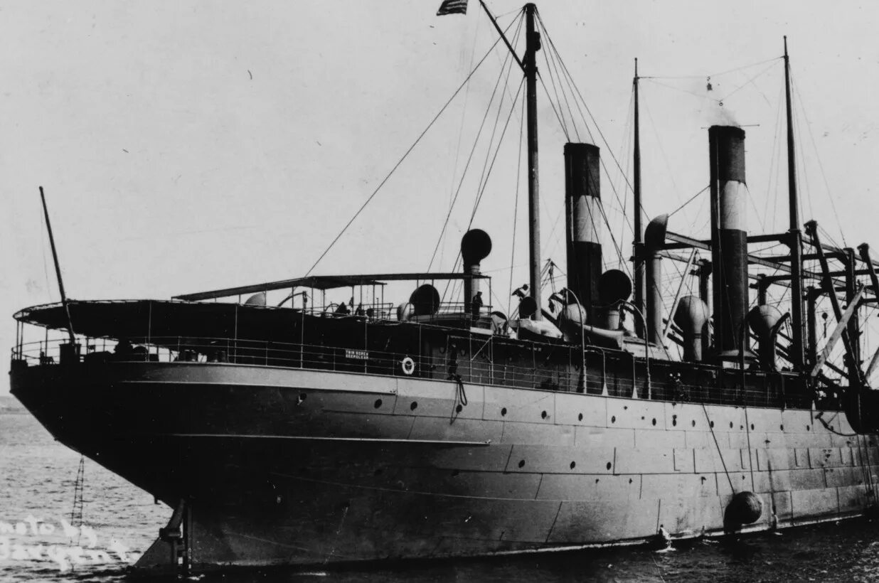 Судно в бермудском треугольнике 3 года. Судно циклоп 1918. Пропавшие корабли в бермудском треугольнике. Корабль сс котопакси. Ss cotopaxi 1925 бермудский треугольник.