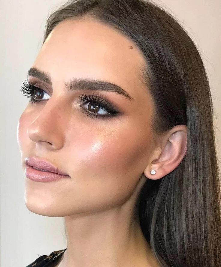 Super Extra Flare Highlight Technique Is Makeup’s Hottest Trend Right Now Elite