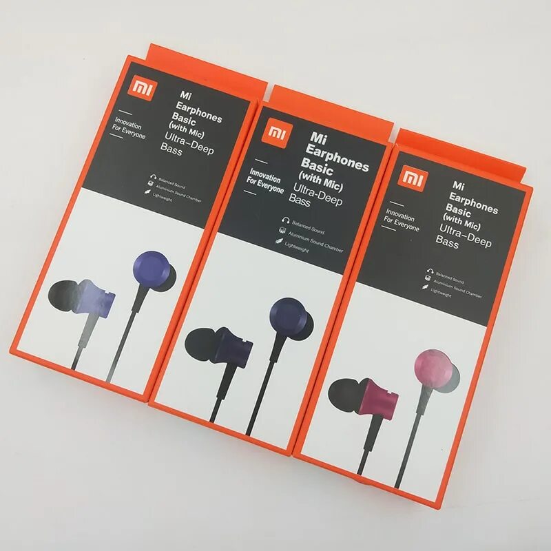 Xiaomi вкладыши. Наушники от Сяоми Геншин. Китайское приложение Xiaomi Earphones. Xiaomi mi 4a Basic Edition. R79 наушники ми ксиоми спорт как вставлять правильно.