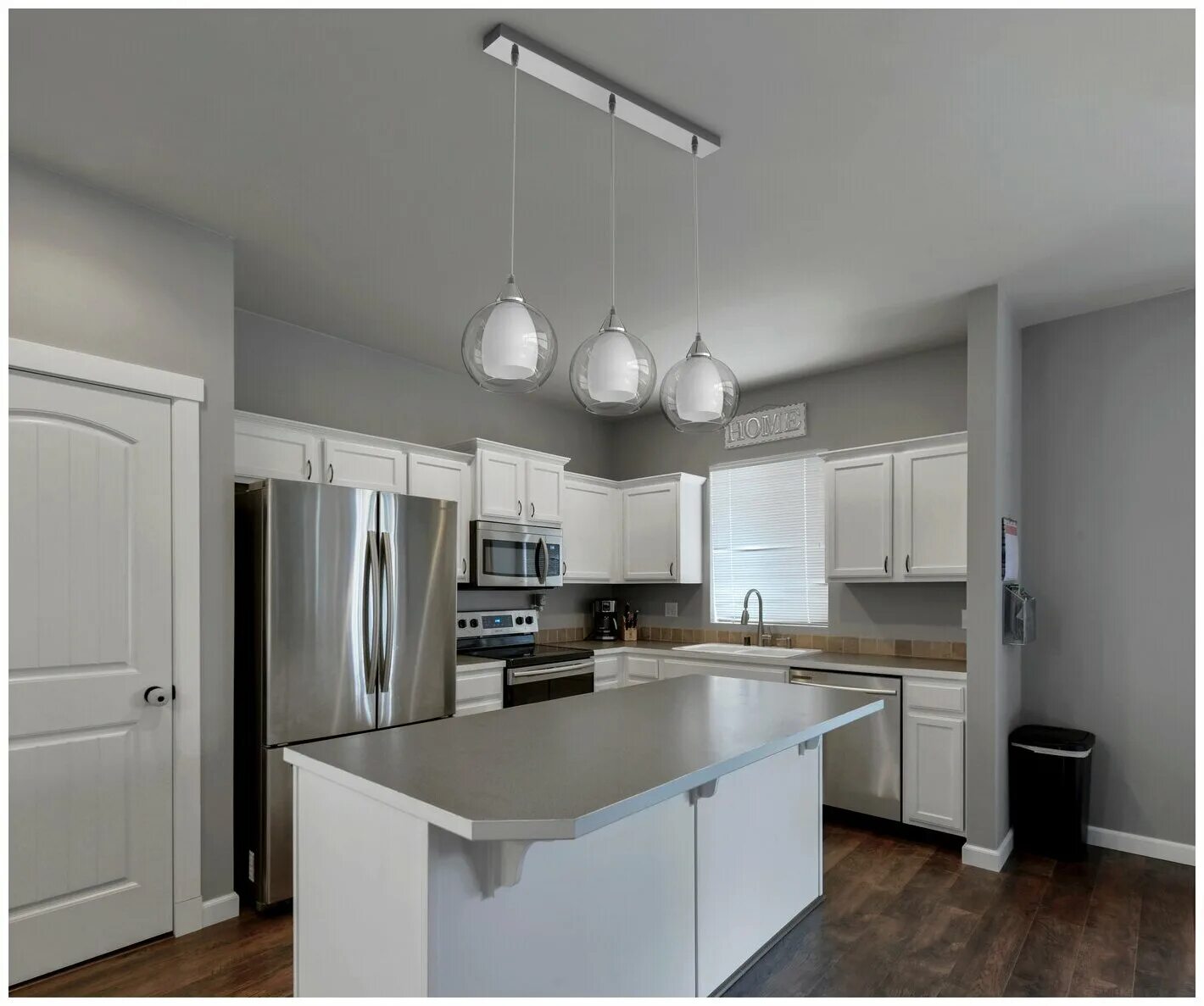 Ch-s. Стеновые светильники в интерьере. Лаборатория света 33 идеи. Лаборатория света 33 идеи. 401.