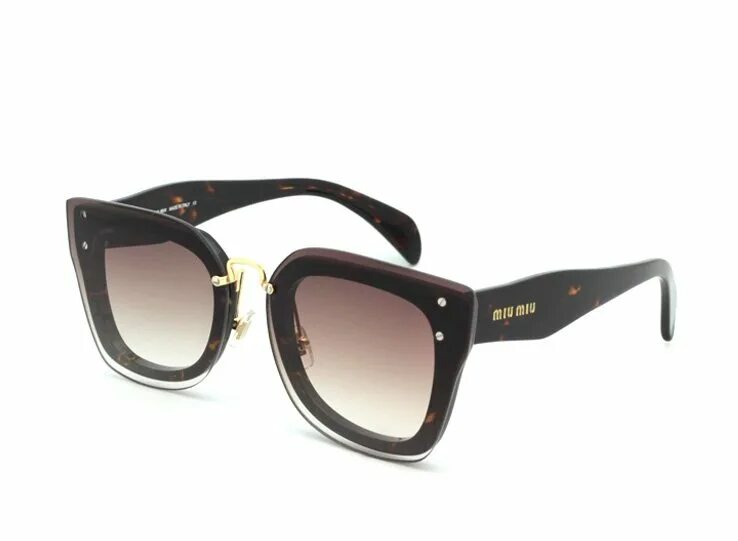 На мне очки миу миу спид ап. Miu miu очки smu171. очки miu miu smu 51q. солнечные очки miu miu. smu030 очки miu miu 5718.