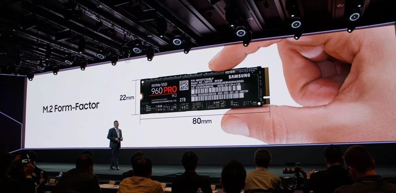 No nvme device found. Самый быстрый nvme m2. самый быстрый ssd m2. ssd мемы. m2 nvme тест скорости.