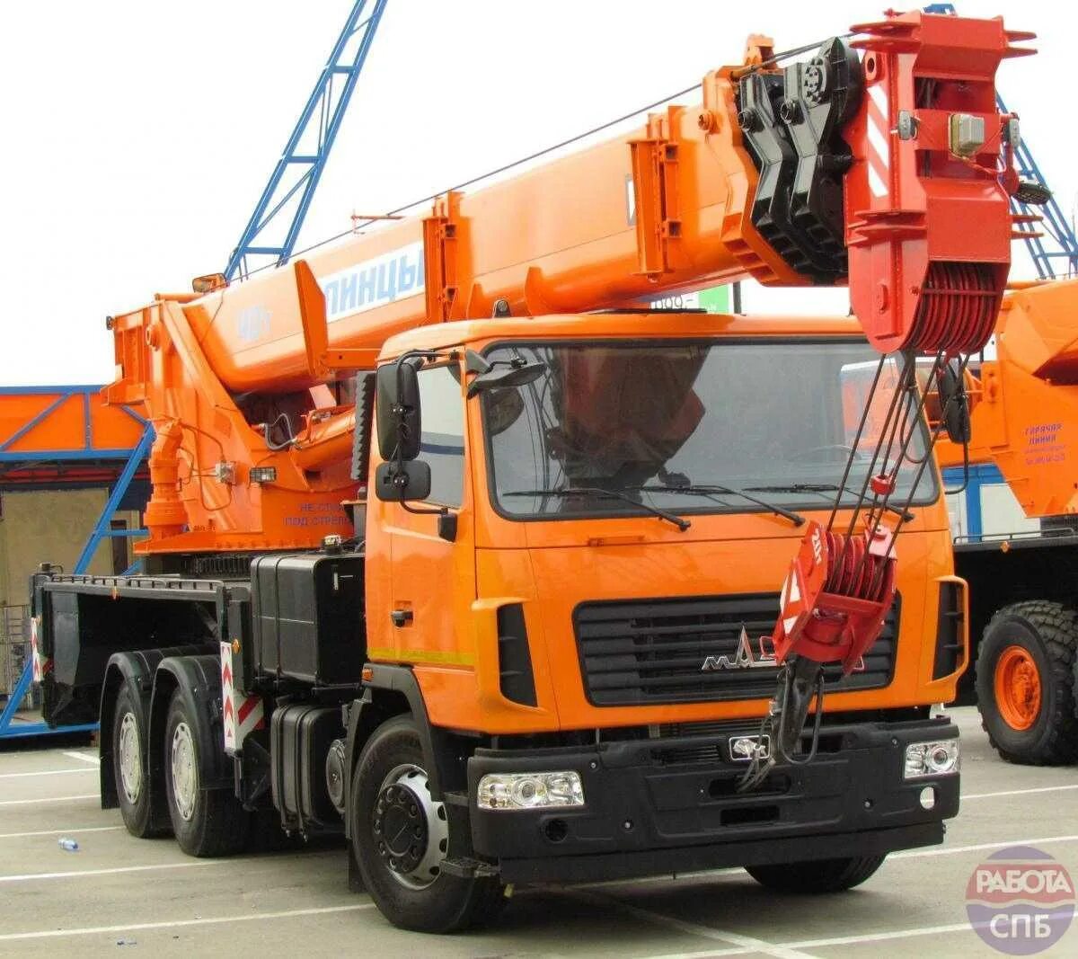 Машинист крана автомобильного (25т, 50, 100). Машинист бурильно-крановой самоходной машины. Машинист бурильнокрановой самоходной машины. Автокрановщик вахта. Утт.