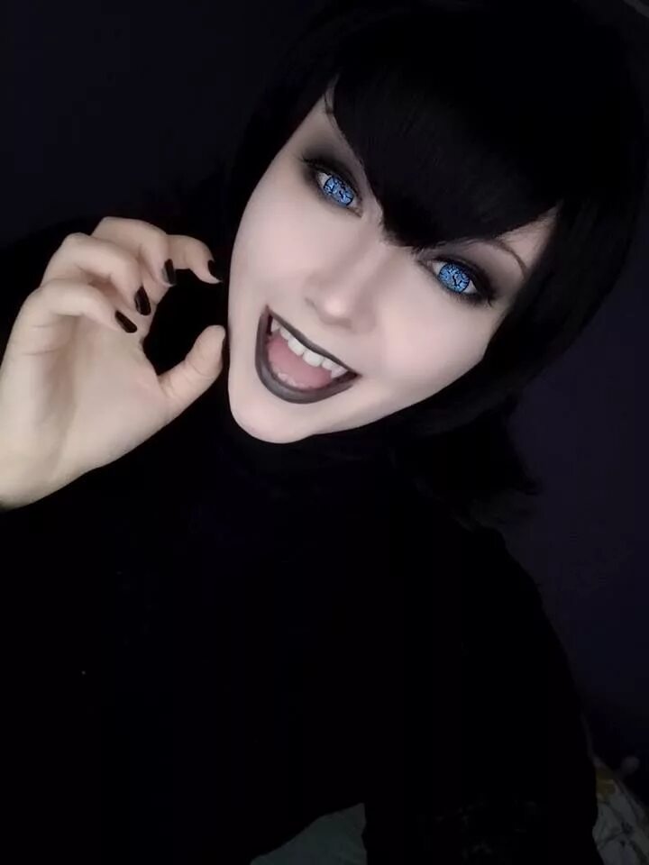 Mavis cosplay