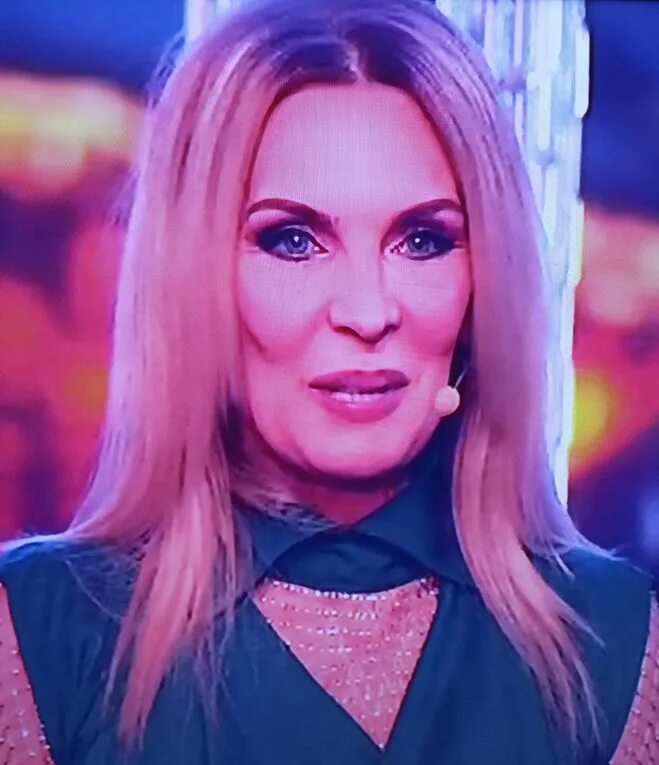 иванцова суперстар. шоу суперстар участники 2022 алена иванцова. шоу суперстар ведущие 2022. алена иванцова певица. суперстар 2022 алена иванцова.