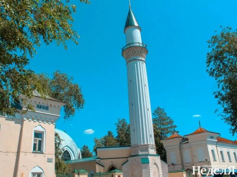 Башня при мечети. Башня при мечети. Башня при мечети. Минарет ислам-ходжа. Оренбургская мечеть караван сарая.