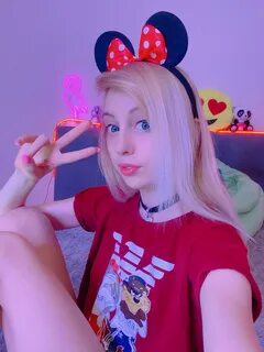 Model Spotlight: Cristal.