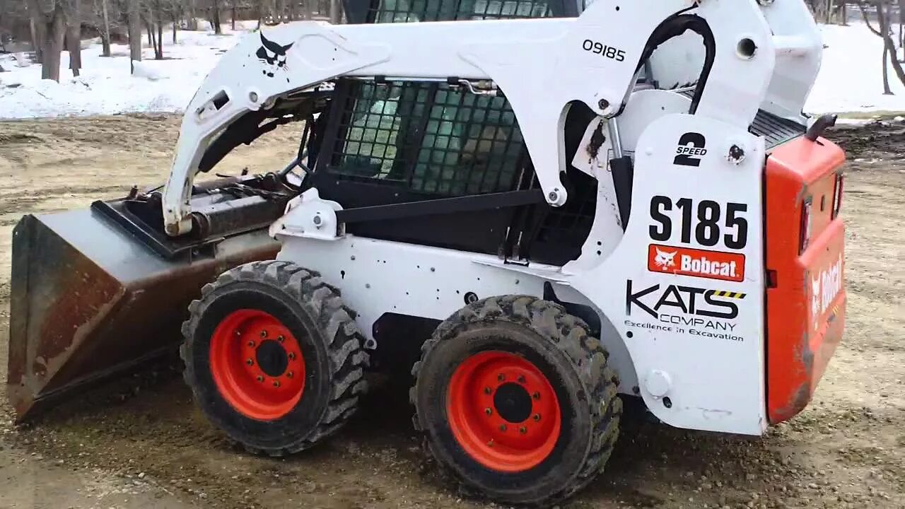 Bobcat ru. Бобкэт 185. Bobcat s185 двигатель. Bobcat s185 123. Bobcat s185 вес.