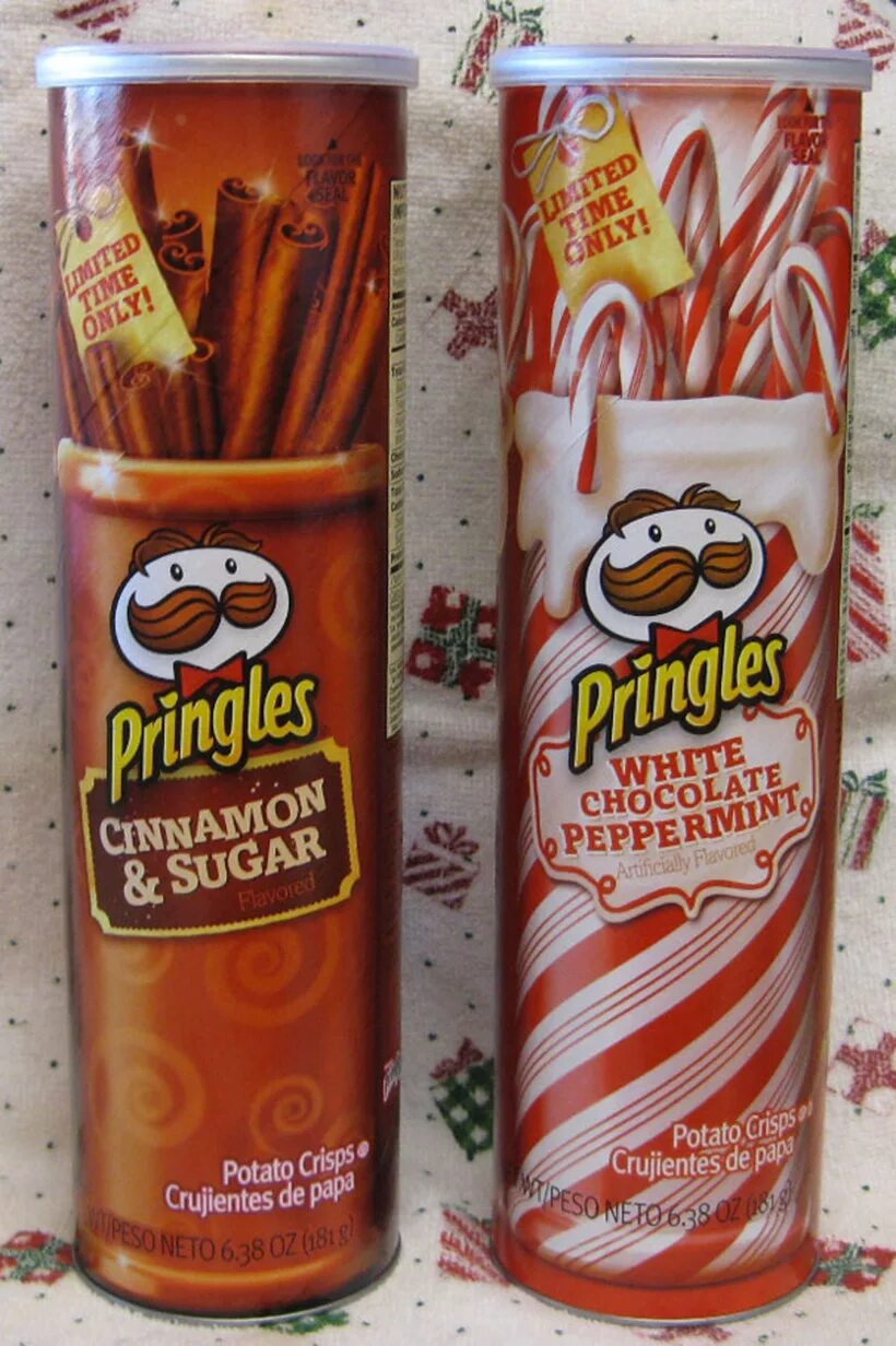 Какие виды чипсов. Необычные чипсы. необычные вкусы чипсов. pringles необычные вкусы. странные вкусы чипсов.