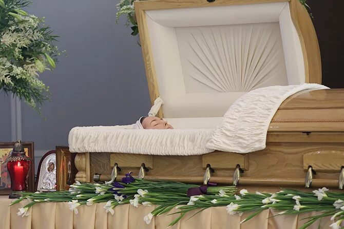 фото жанне фриске в гробу. фото жанне фриске в гробу. жанна фриске прощание и похороны. жанна фриске похороны. жанна фриске пхлхоронц.