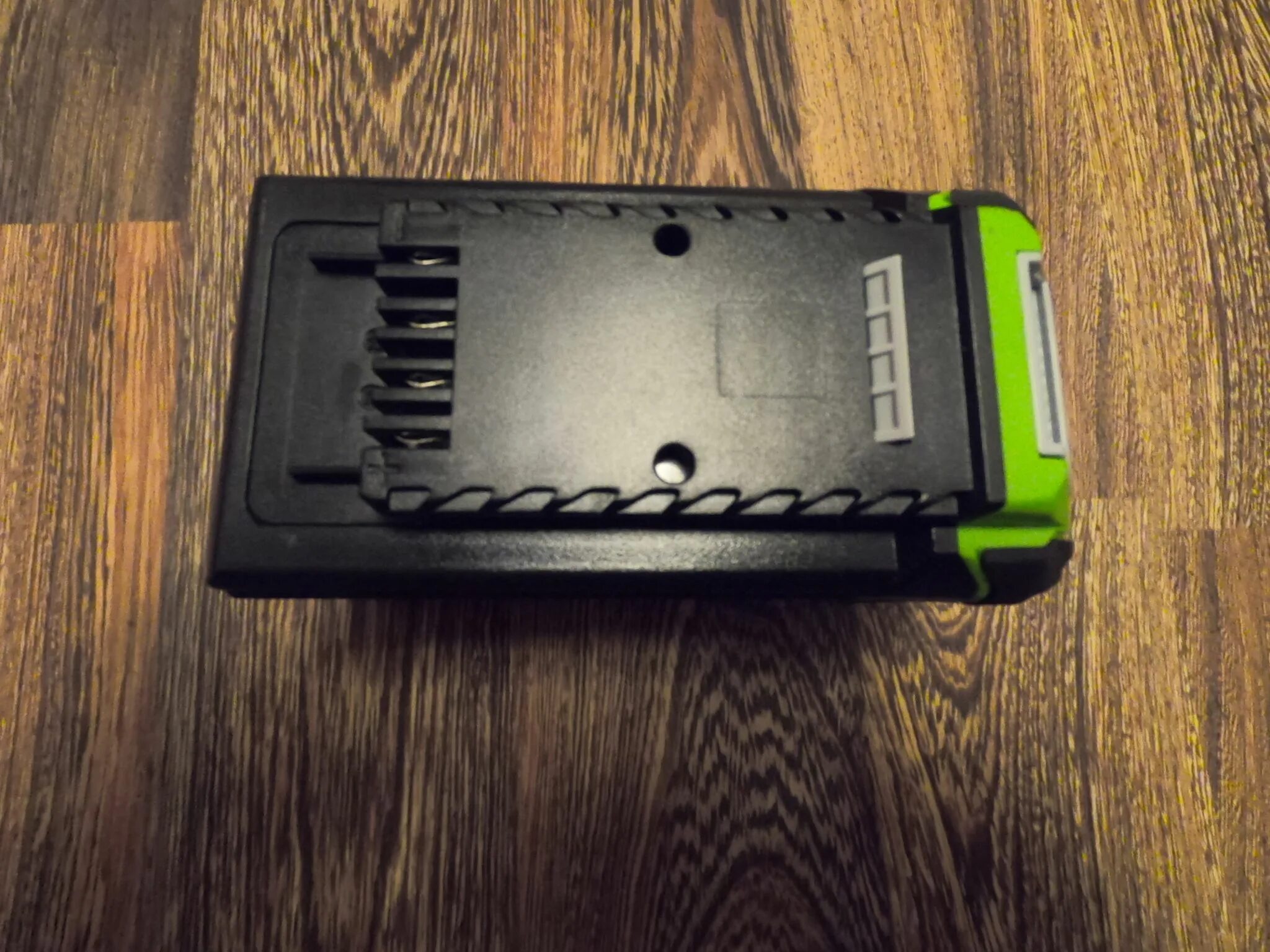 G40b4 greenworks аккумулятор 40v 4. Аккумулятор greenworks g40b4. аккумулятор greenworks g40b4, 40v, 4 а.ч. аккумулятор greenworks g24b4. аккумулятор g-max 40v greenworks g40b4.