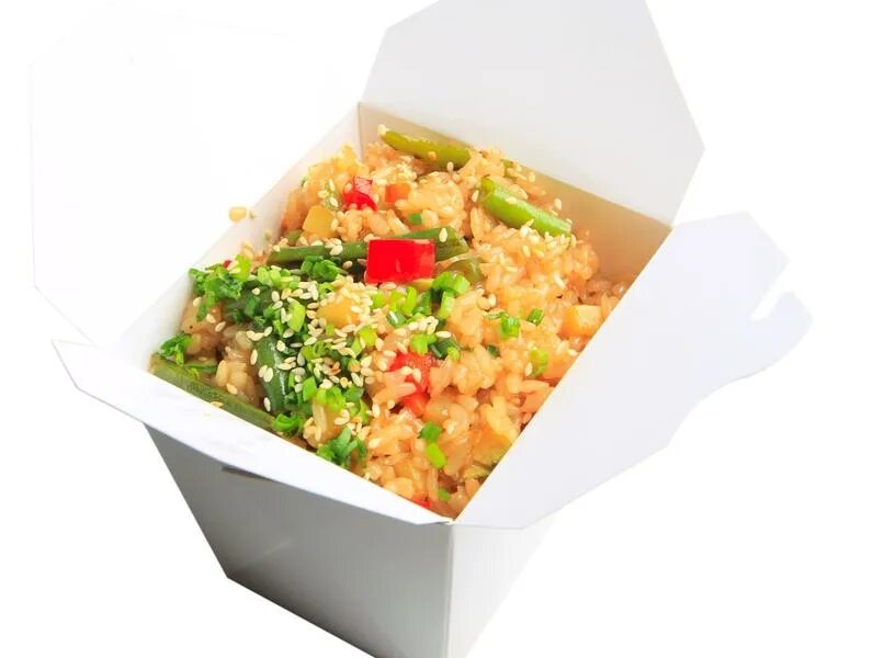 Тяханс говядиой в коробке. Вок 70028. Wok рис с курицей. Рис в коробочке. Рис тяхан в коробке.