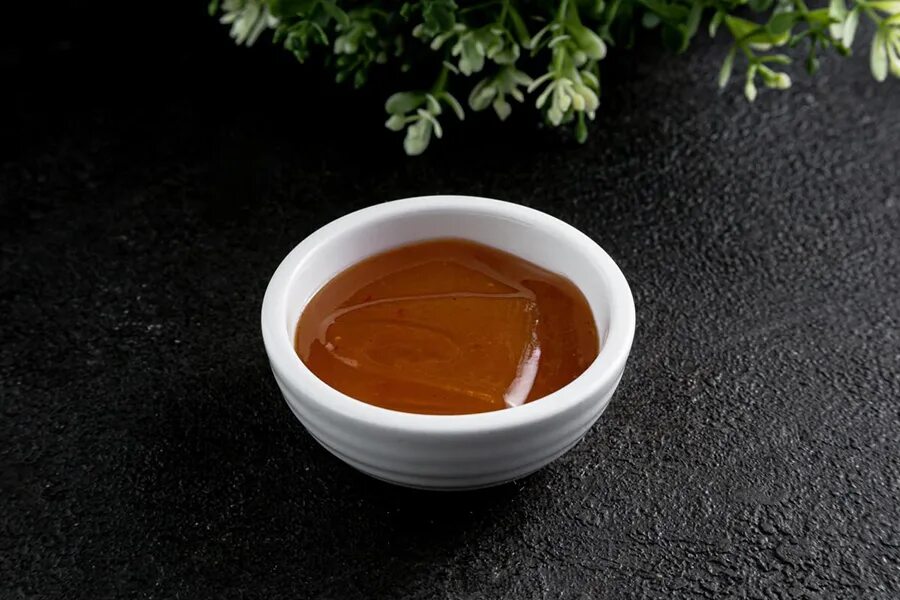 сладкий острый соус чили. кисло-сладкий сок. соус тайский сладкий чили. соус сладкий фото. соус красный кисло-сладкий.