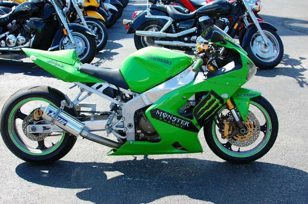 Kawasaki zx10 2004. Кавасаки 2004. Kawasaki 636 2003. Kawasaki zx6r 636. Kawasaki ninja zx-6r 636.