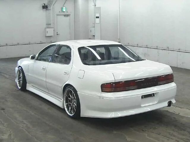 Toyota Cresta Mark 2 Chaser - купить в Хабаровске, цена 500 руб., дата размещени