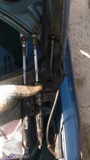 Газовый упор ауди 80