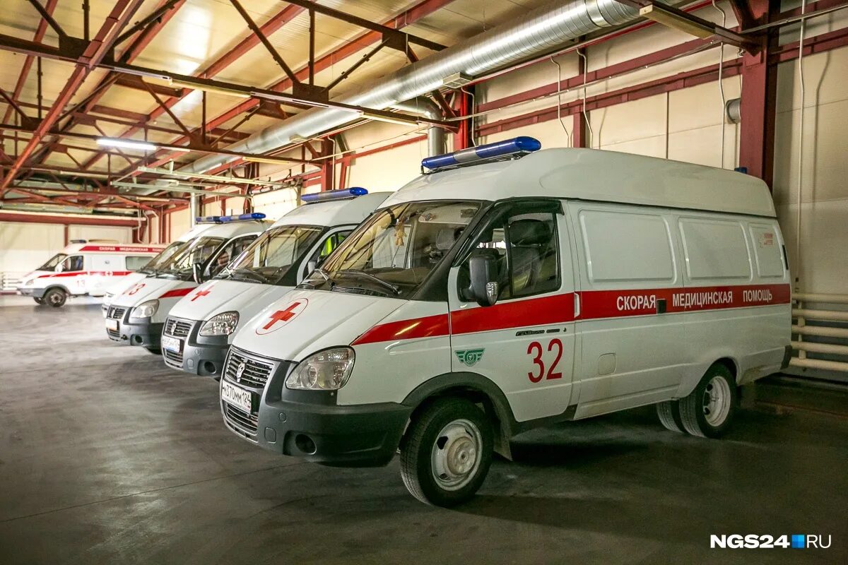 машина скорой помощи в красноярском крае. машина скорой помощи красноярск. станция скорой мед помощи красноярск. скорая красноярск. 5 подстанция скорой помощи красноярск.