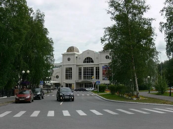 Ханты дом культуры. Ханты-мансийск культурно-досуговый центр. Ханты дом культуры. Директор дк октябрь ханты-мансийск. Новоаганск ханты-мансийский.