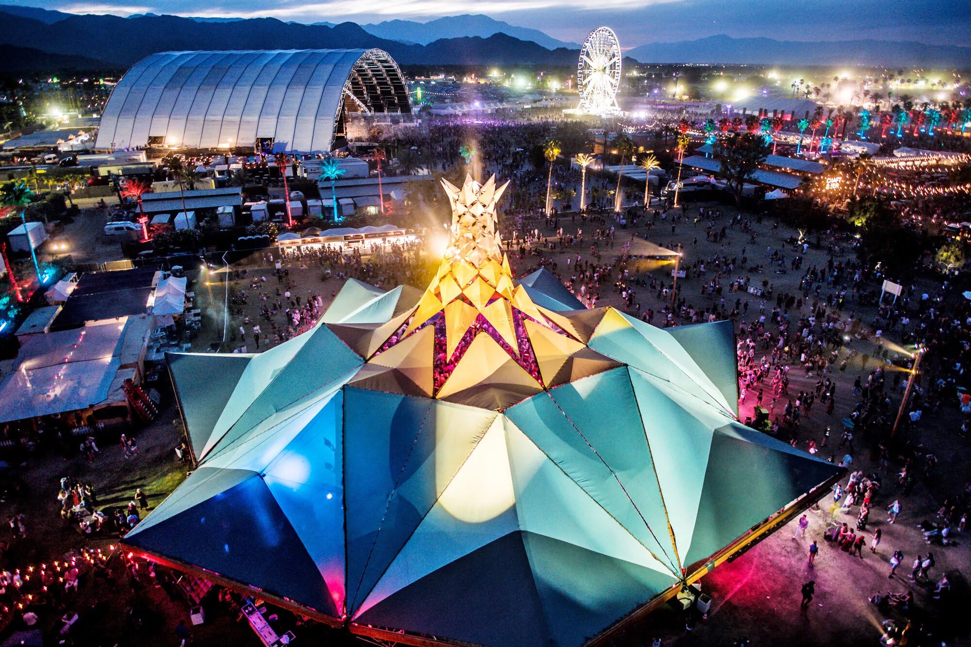 Festival pass. Festival pass. Festival pass. Коачелла калифорния. Музыкальный фестиваль коачелла.