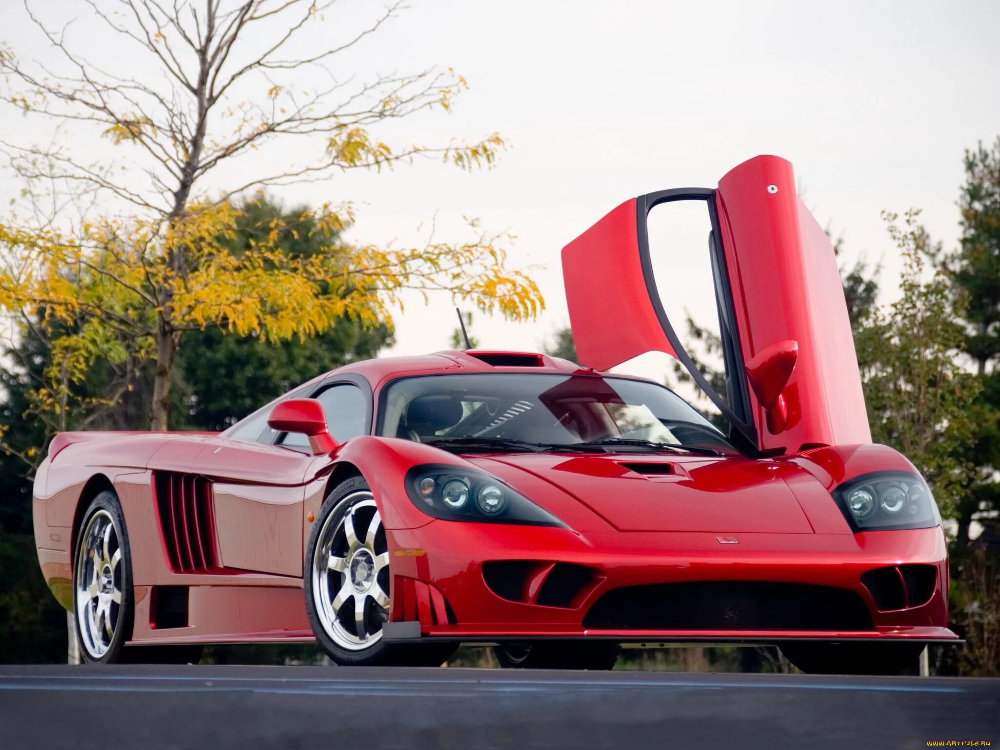 Для данного автомобиля любая. Saleen s7 Twin Turbo 2005. Saleen s7 Twin Turbo красный. Салин суперкар. Спорткар Saleen s7.