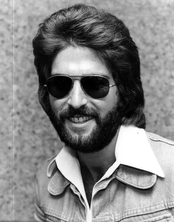 Кенни логгинс. Kenny loggins 2025. кенни логгинс в молодости. kenny loggins в молодости.