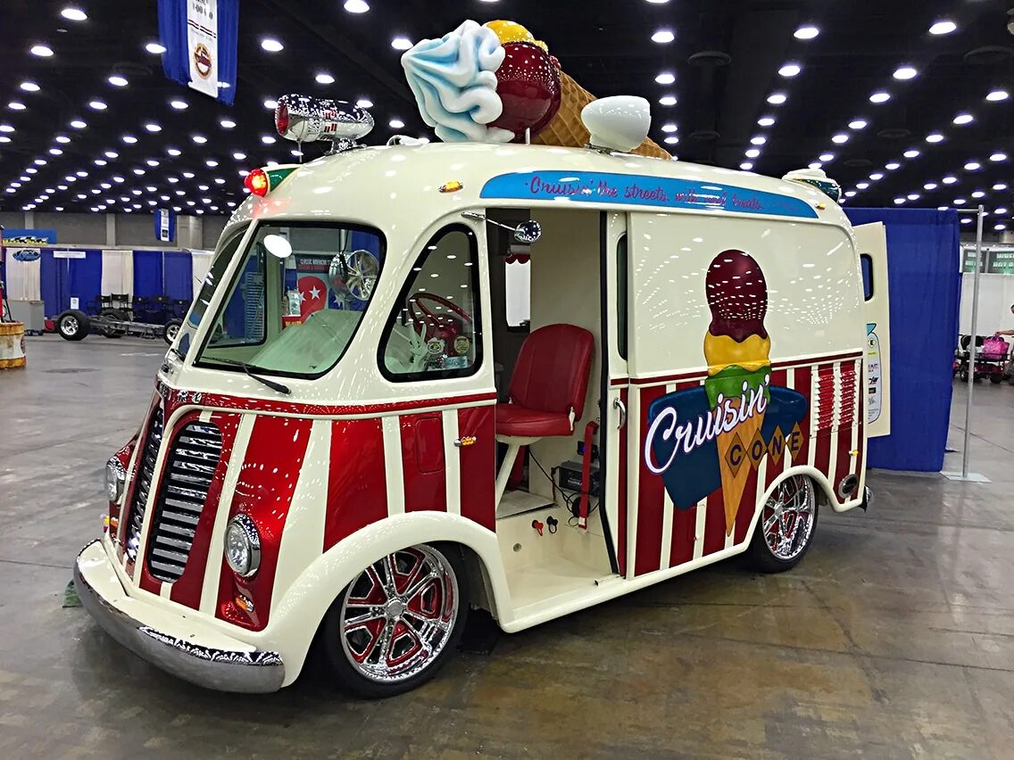Машина мороженщика. Айс Крим трак. Фургон с мороженым. Грузовик мороженого.