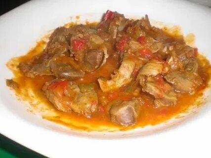 Желудки тушеные с овощами