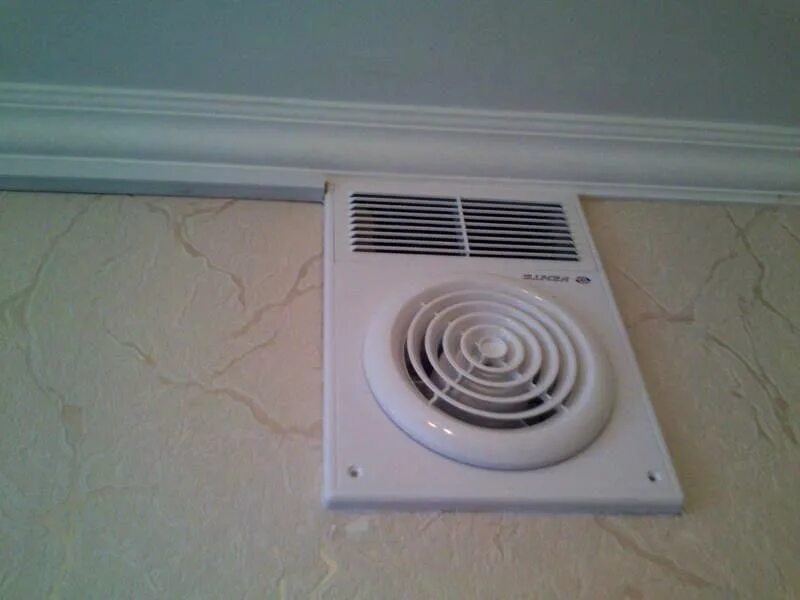 вытяжной вентилятор auramax rw 5s c 18 вт. вытяжной вентилятор diciti slim 4c mr 7. вентс ов1 150. установка вентилятора кухне. вытяжка для дымохода.