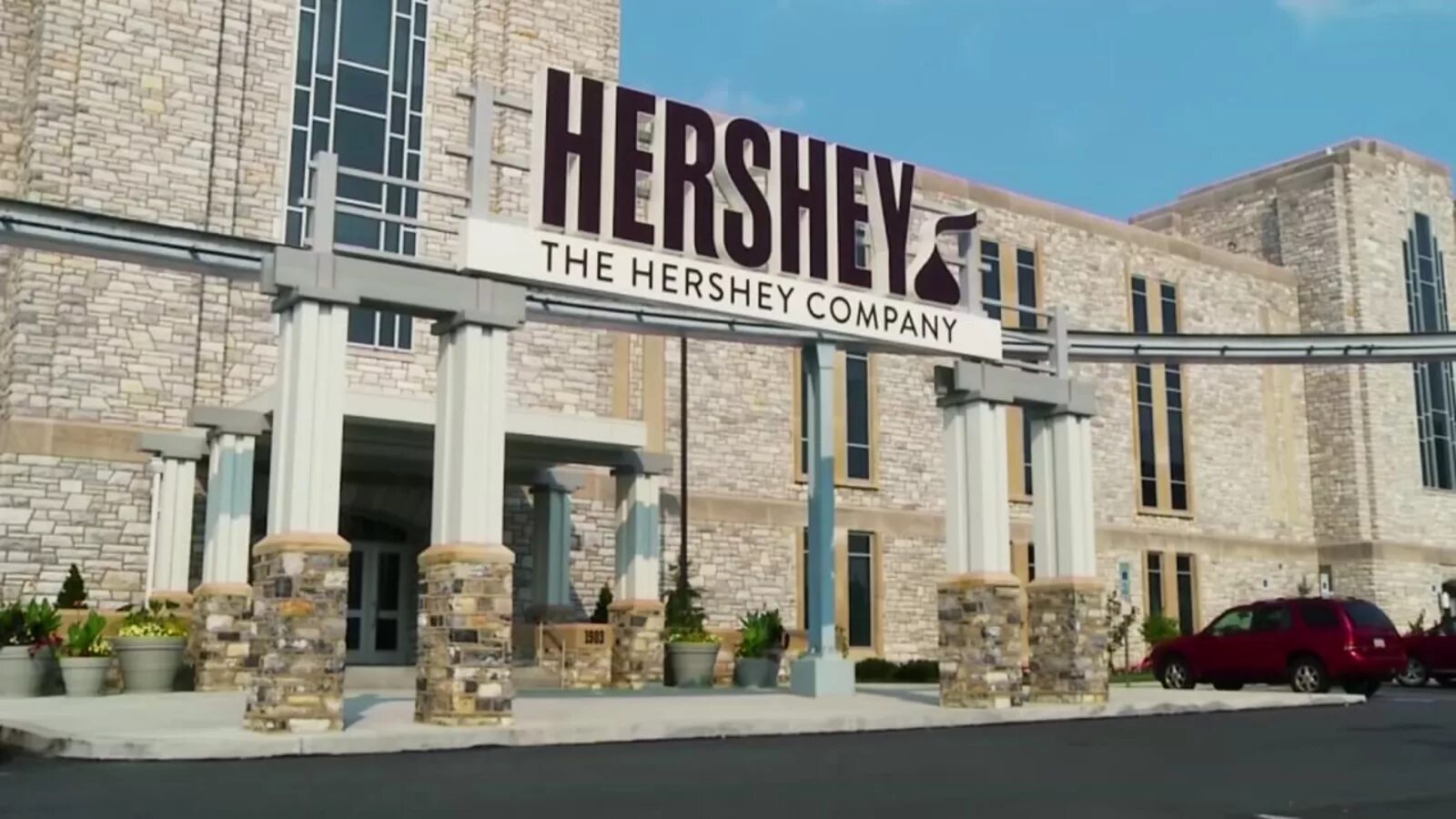 The hershey company. Компания Hershey. Hershey Company в Пенсильвании, США.. Hershey город. Город Херши и шоколад.