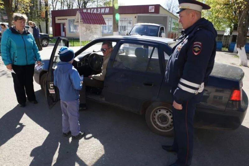 Гибдд брянск телефон. ГИБДД Брянск. Новиков ГИБДД Брянск. Фомиченко ГИБДД Брянск.