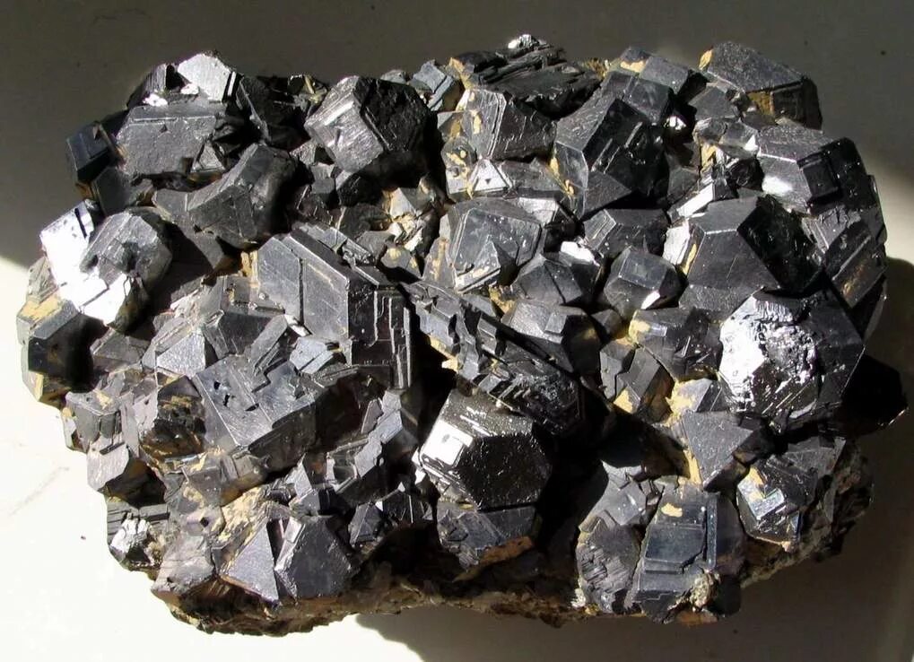 сфалерит марокко. сфалерит (цинковая обманка). сфалерит минерал. камень минерал сфалерерит. минералы сульфиды сфалерит.