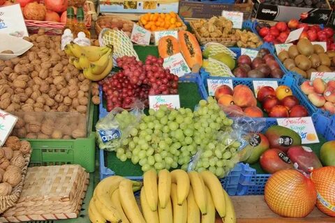 They sell fruit
