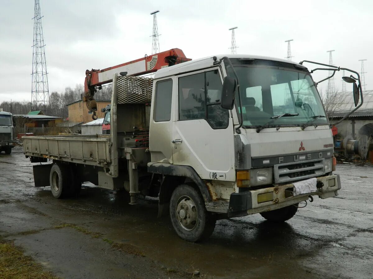 Fuso canter tf 8. Манипулятор мицубиси фусо. Манипулятор мицубиси фусо файтер 1990. Манипулятор митсубиси фусо файтер 1994. Манипулятор мицубиси фусо.
