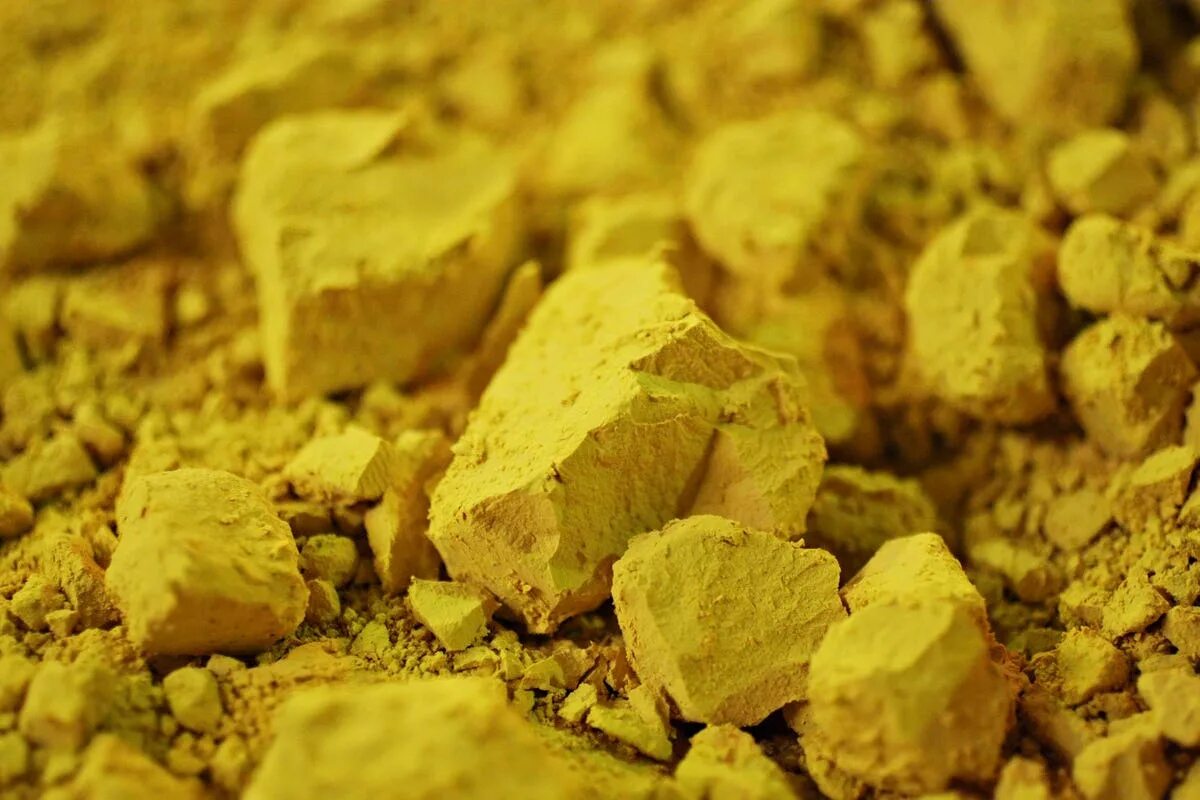 Ресурс урана. Урановый концентрат Yellow Cake. Урановая руда. Уран минерал. Природный Уран.