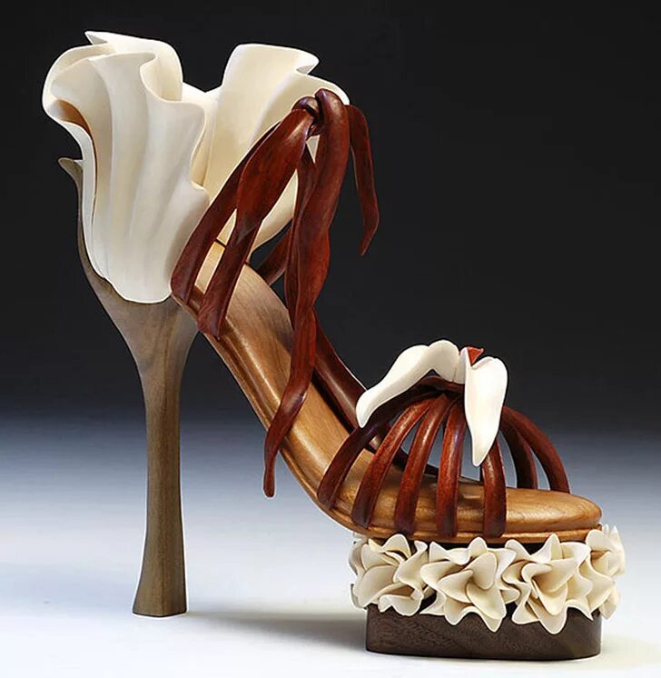 Деревянные скульптуры от Дениз Нильсен и Джордж Уортингтон. Необычные вещи. Необычные изделия из дерева. Необычные дизайнерские туфли.