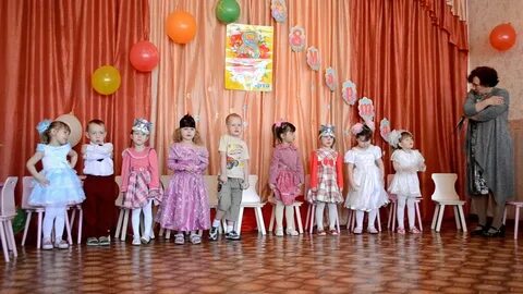 Утренник в саду песня