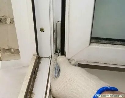 Утеплить балконную дверь деревянную