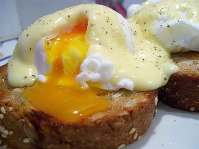 Пашот. Яйцо пашот. Блюда с яйцом пашот. Яйца вареные пашот. Как приготовить яйца без скорлупы