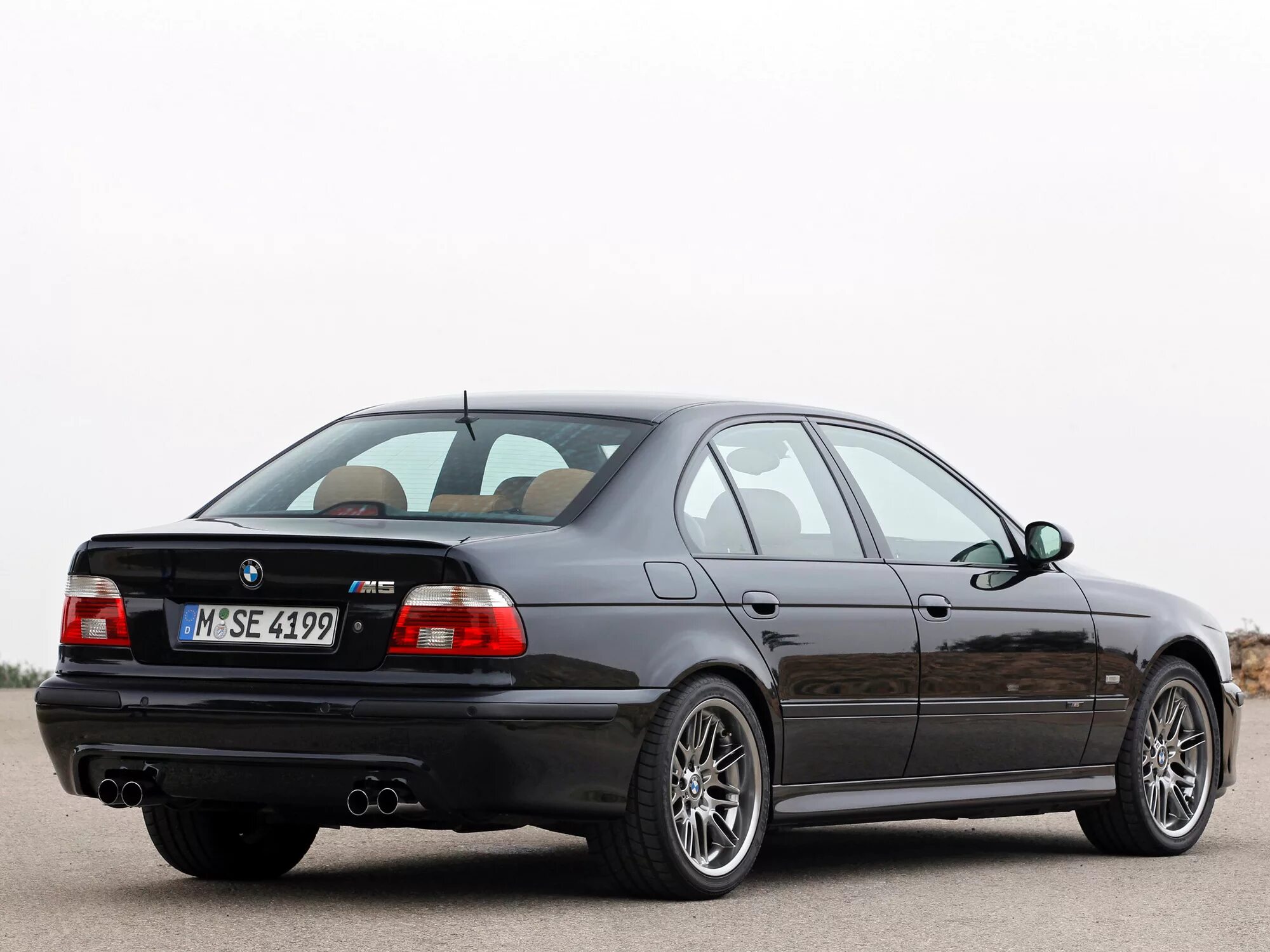 39 99 г. BMW m5 e39 1998. BMW m5 e39 2003. BMW 5 e39 m5. БМВ м5 е39 2003.