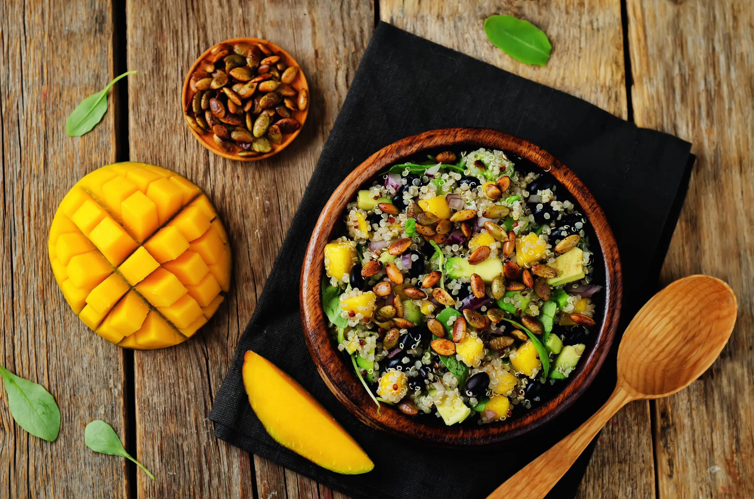 Вьетнамский суп фо бо. Аппетитные блюда. Кафе фобо вьетнам иркутск. Фо фуд. Фо фуд.