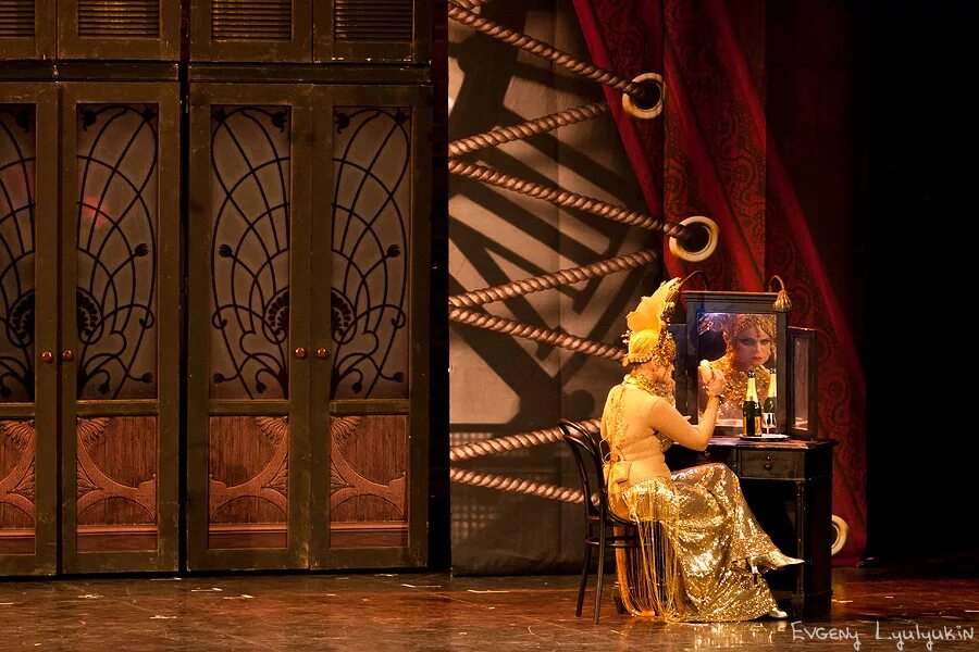 мата хари сериал сцены во владимирском дворце. мата хари спектакль волгоград. мата хари спектакль. мата хари постер. любовь и шпионаж мюзикл.