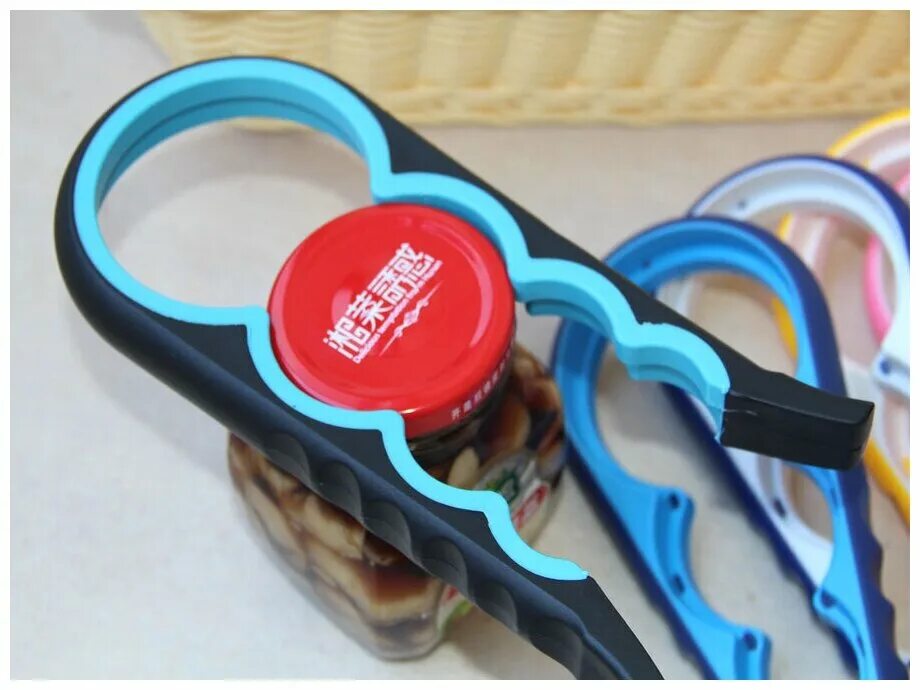 ключ для открывания винтовых крышек. ключ для открывания винтовых крышек. ключ для открывания винтовых крышек. открывалка ключ то-5. ключ для открывания винтовых крышек.