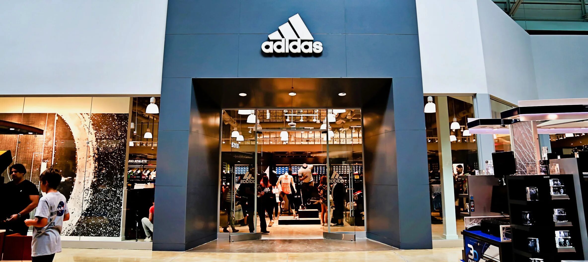 Адидас ереван. Adidas Store. Adidas Mağazasi. Adidas Factory. Adidas shop.